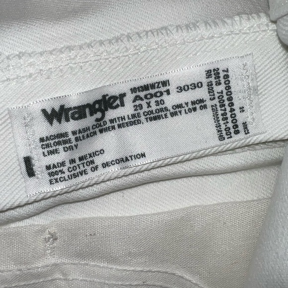 Wrangler white jeans 29x30 - Picture 3 of 4